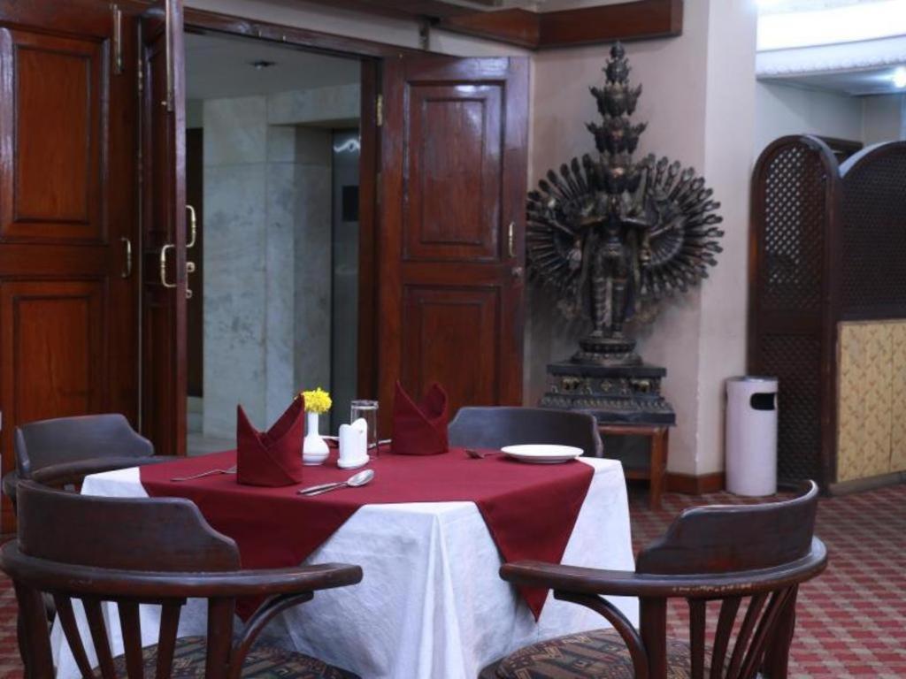 Hotel Mountain Kathmandu Ngoại thất bức ảnh
