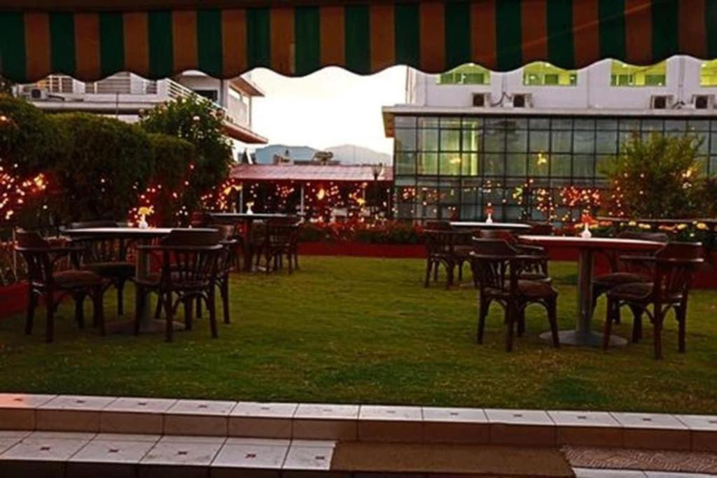 Hotel Mountain Kathmandu Ngoại thất bức ảnh